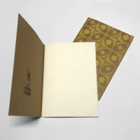 Carnet motif "all eyes on me" jaune