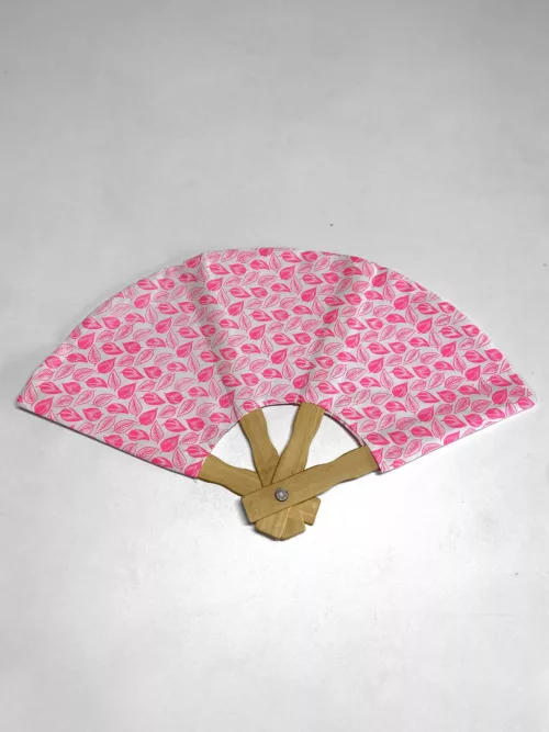 Eventail "Feuilles" rose fluo